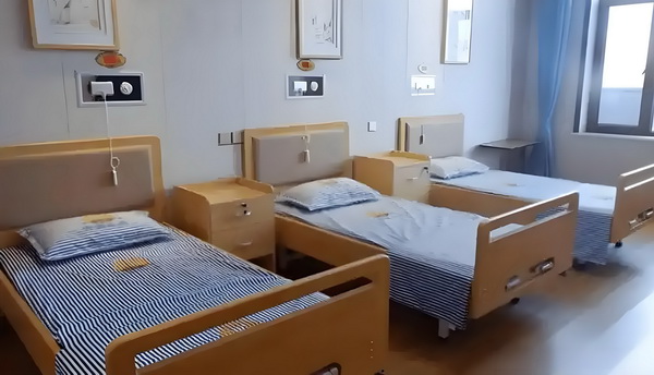深圳入户服务网_姜文被困在一个什么东西里 o共享单威车的创始人戴