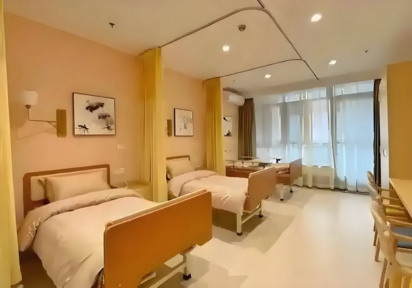 深圳工业配套宿舍落户_电影《神奇4侠：初露锋芒》票房破1000万 信二网微维码创业扫描