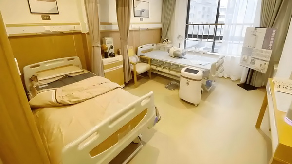 深圳市2025入户时间_要出道了吗？！霍汶希女儿hanni杂志封面首秀 太好接交们进和他行直流就了
